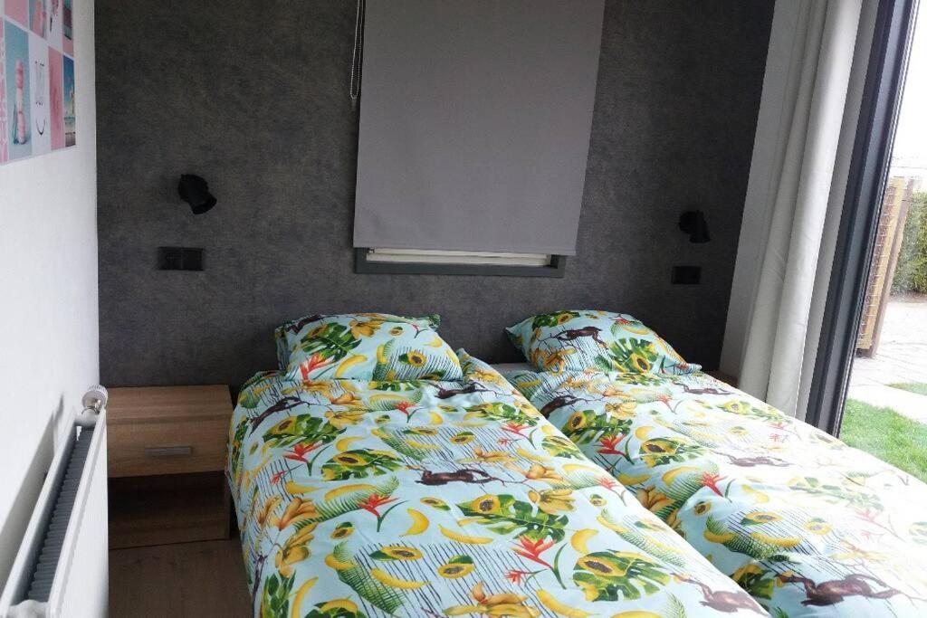 Luxe Vakantie Bungalow Met 3 Slaapkamers Dronrijp Exteriör bild